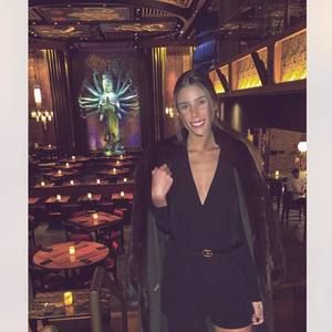 Meet your Posher, Claire